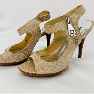 MICHAEL KORS Tan Nude Leather Heels Pumps 8